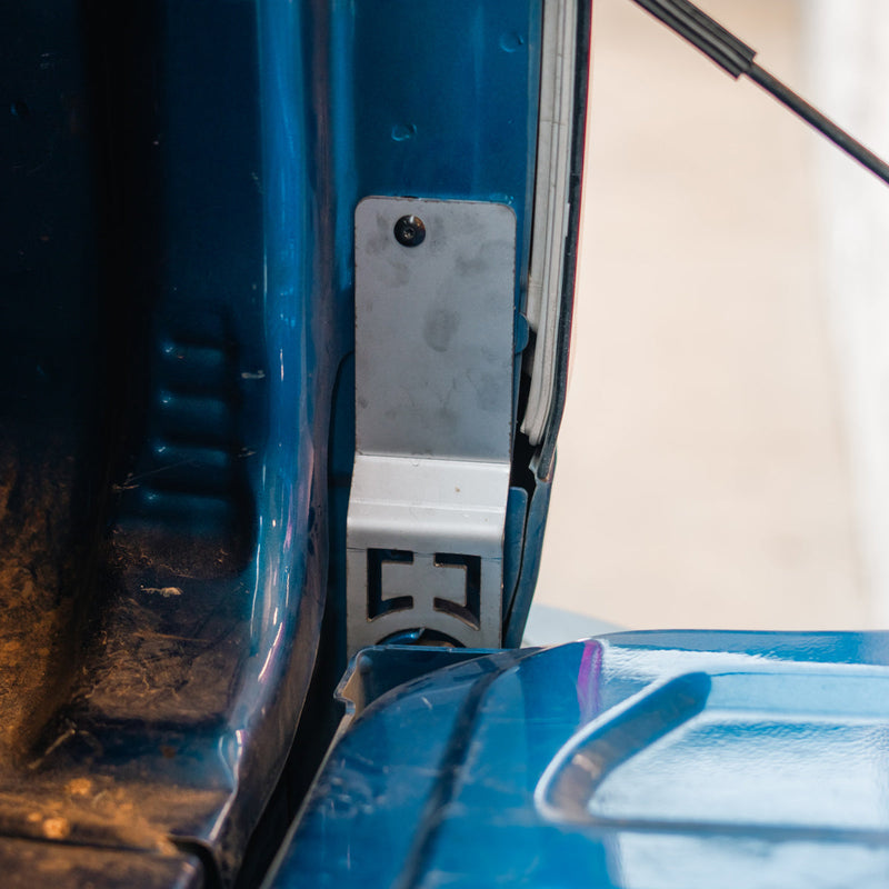 Load image into Gallery viewer, Tailgate Theft Protector for 2015-2022 Chevy Colorado/GMC Canyon
