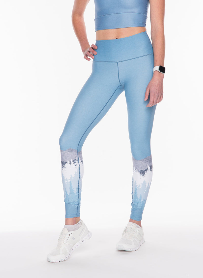 Load image into Gallery viewer, Sky Blue Summit Yoga Pants
