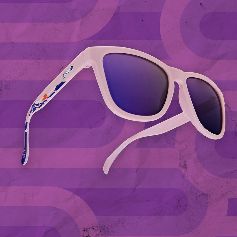 Load image into Gallery viewer, &quot;Mount Rainier” Limited National Park OG Polarized Sunglasses
