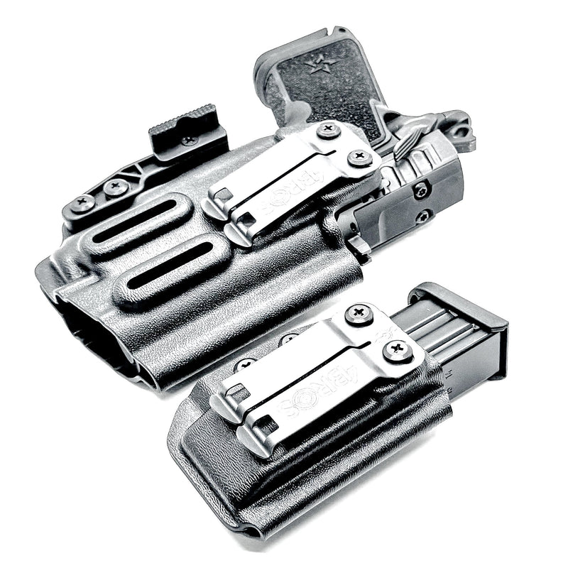 Load image into Gallery viewer, Staccato HD C3.6 &amp; Surefire XC3 IWB Holster with Magazine Carrier Combo
