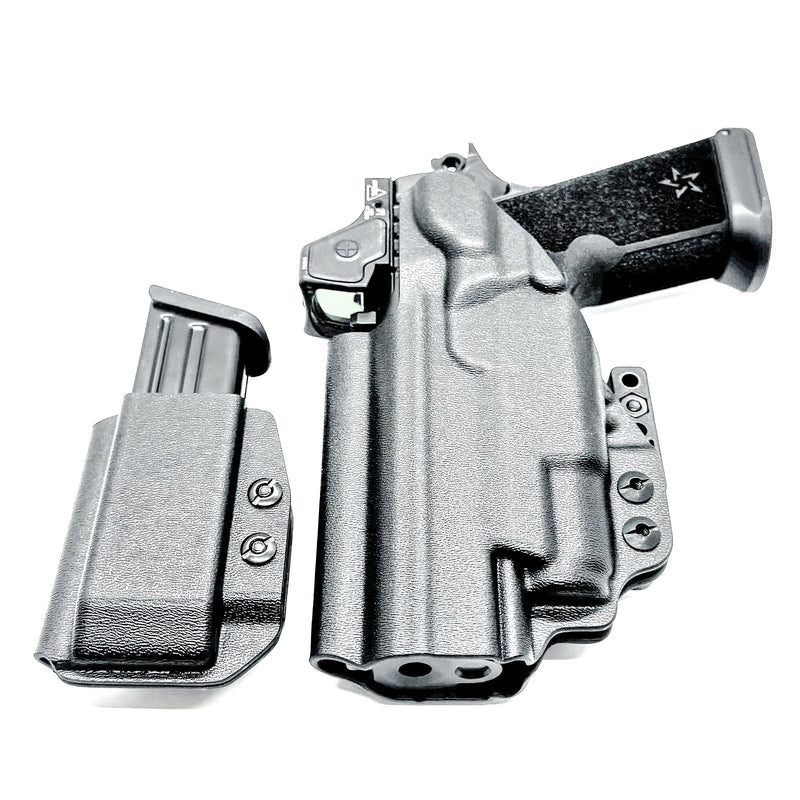 Load image into Gallery viewer, Staccato HD P4.5 &amp; Surefire XC3 IWB Holster with Magazine Carrier Combo

