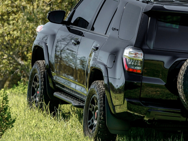 Load image into Gallery viewer, Step Edition Bolt On Rock Sliders For 2010-2024 Toyota 4Runner
