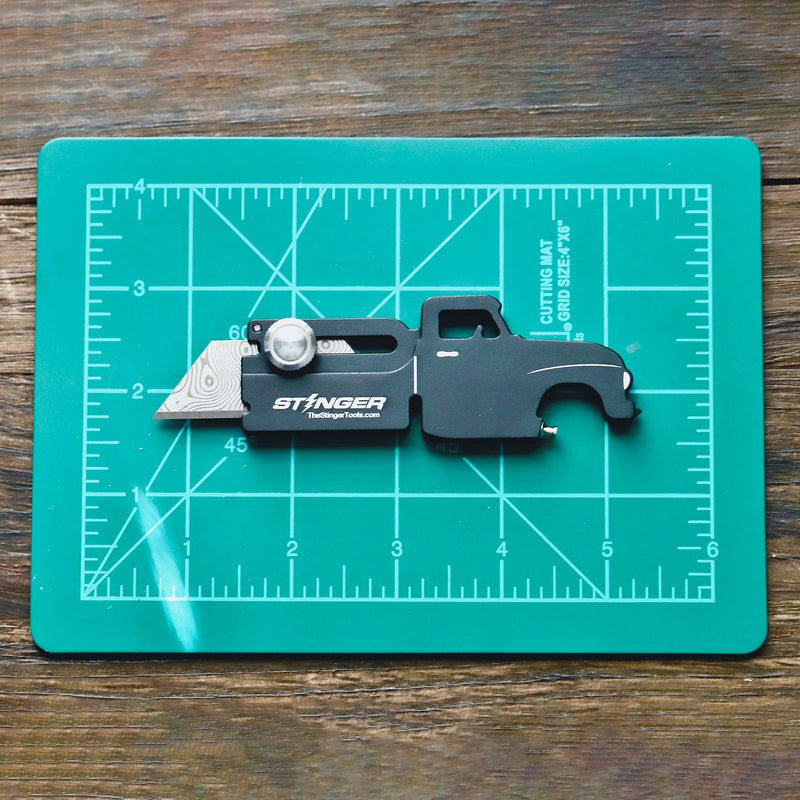 Load image into Gallery viewer, Stinger Oldtimer Truck Utility Tool
