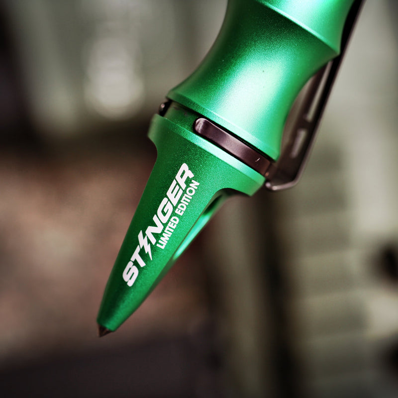 Load image into Gallery viewer, Stinger Whip Car Emergency Tool (Midnight Green)
