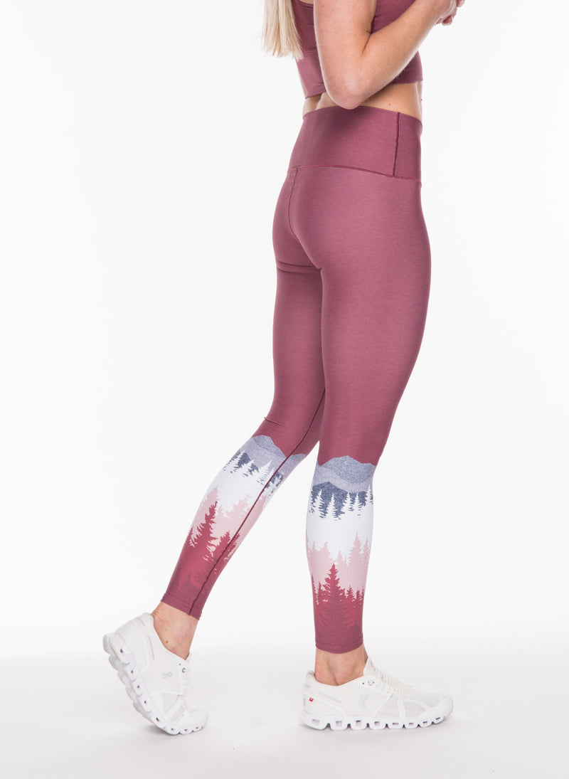 Load image into Gallery viewer, Sunset Summit Yoga Pants
