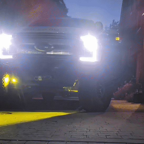 Load image into Gallery viewer, Ford Super Duty Steerable Knuckle Pod Light Mounts (2017-2022)
