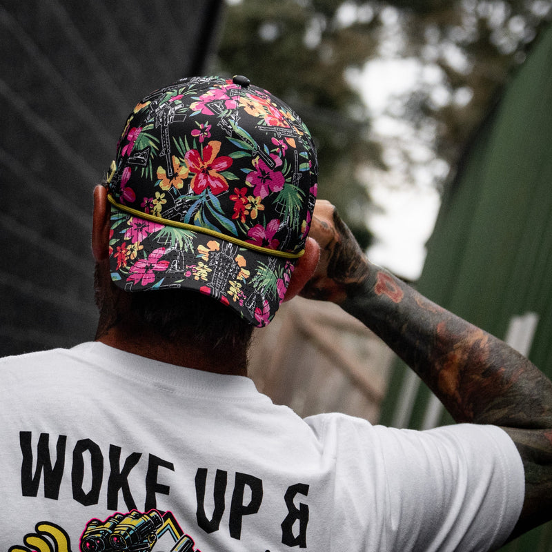 Load image into Gallery viewer, Weekender 5 Panel Snapback Hat
