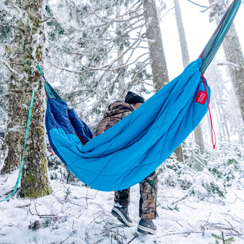 Load image into Gallery viewer, 360° ThermaQuilt 3-in-1 Blanket, Sleeping Bag &amp; Hammock Underquilt
