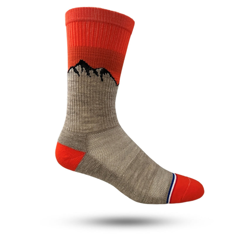 Load image into Gallery viewer, &quot;Kralick&quot; Lightweight Adventure Sock
