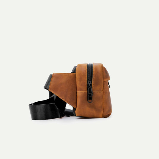 Legacy Camera Sling - 2L Leather