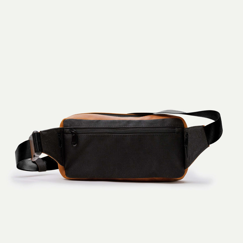 Load image into Gallery viewer, Legacy Camera Sling - 2L Leather
