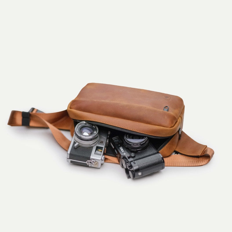 Load image into Gallery viewer, Legacy Camera Sling - 2L Leather
