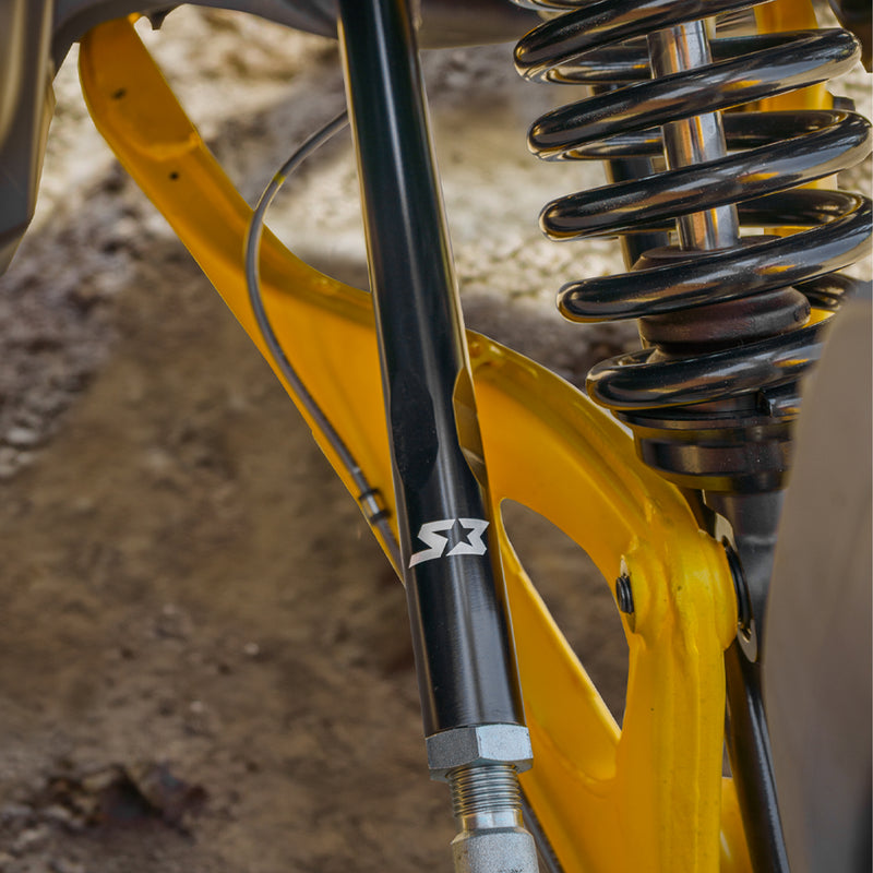 Load image into Gallery viewer, Can-Am Maverick R Billet Aluminum Tie Rods
