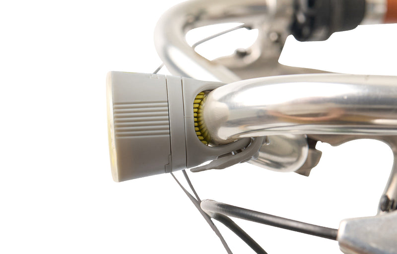 Load image into Gallery viewer, Traveler 2.0 Magnetic Bike Lights
