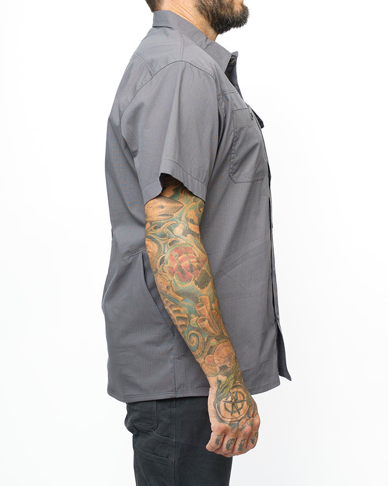 Load image into Gallery viewer, Thunderbolt SS Shirt - Castlerock
