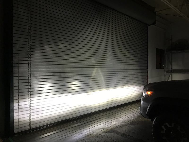 Load image into Gallery viewer, Tri-Color Fog Light Replacement Bulbs

