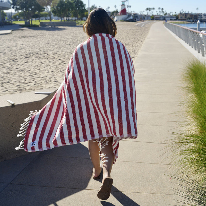Load image into Gallery viewer, Acelia - Bamboo Turkish Beach Towel
