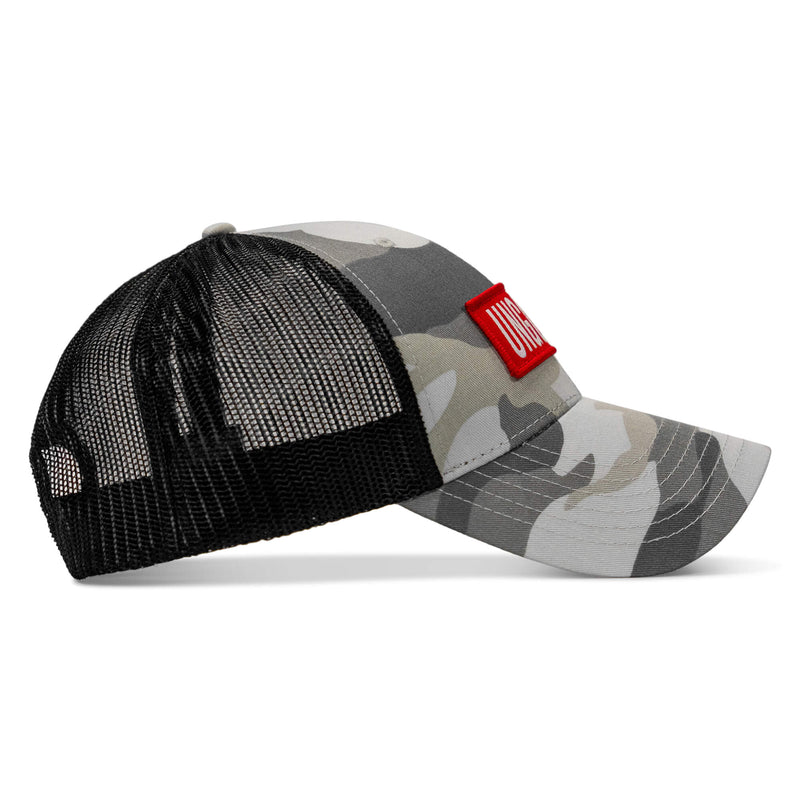 Load image into Gallery viewer, Ungovrnd Red Patch Snapback Hat

