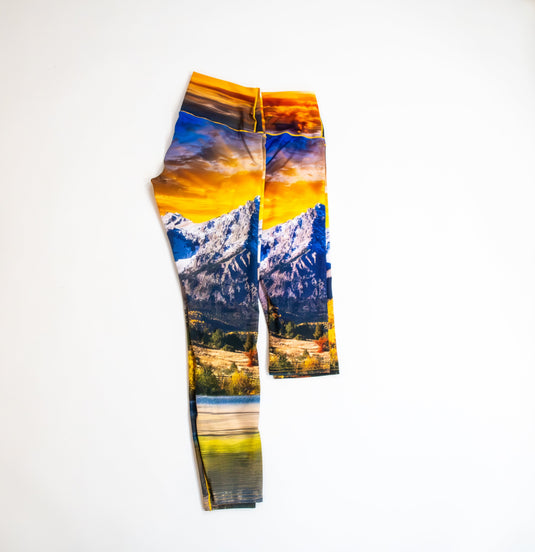 Capitol Peak Sunset Yoga Pants Capri