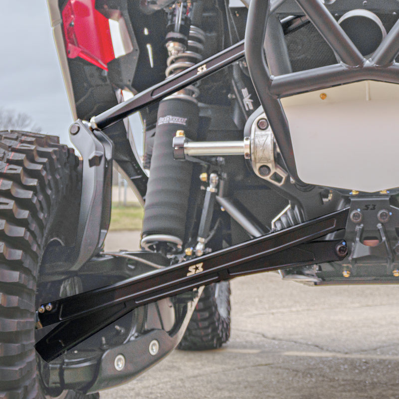 Load image into Gallery viewer, Can-Am Maverick R High Clearance Billet Aluminum Radius Rods
