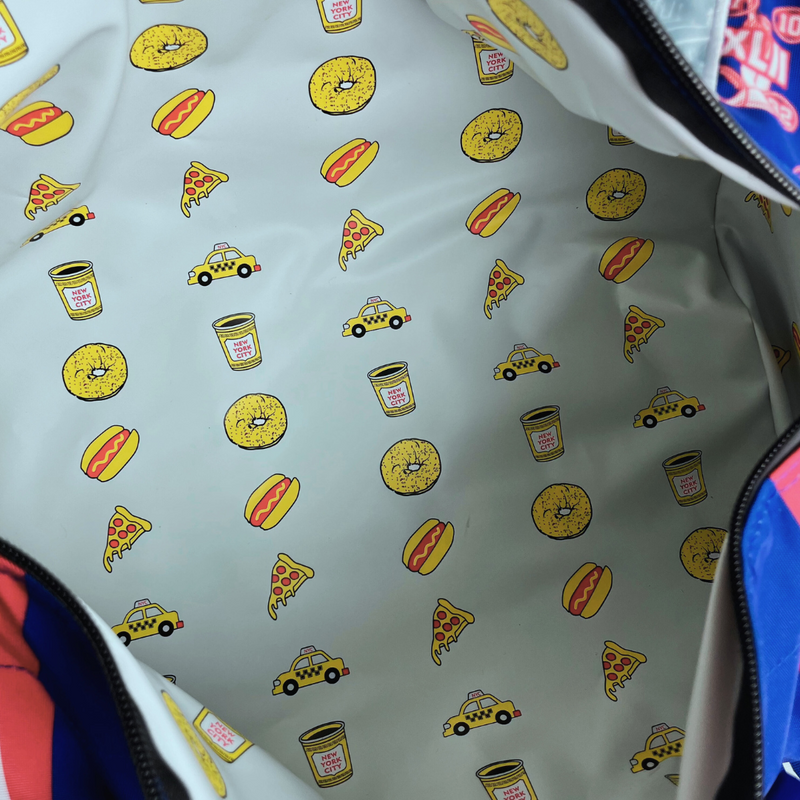 Load image into Gallery viewer, New York Duffel Cooler - Blue
