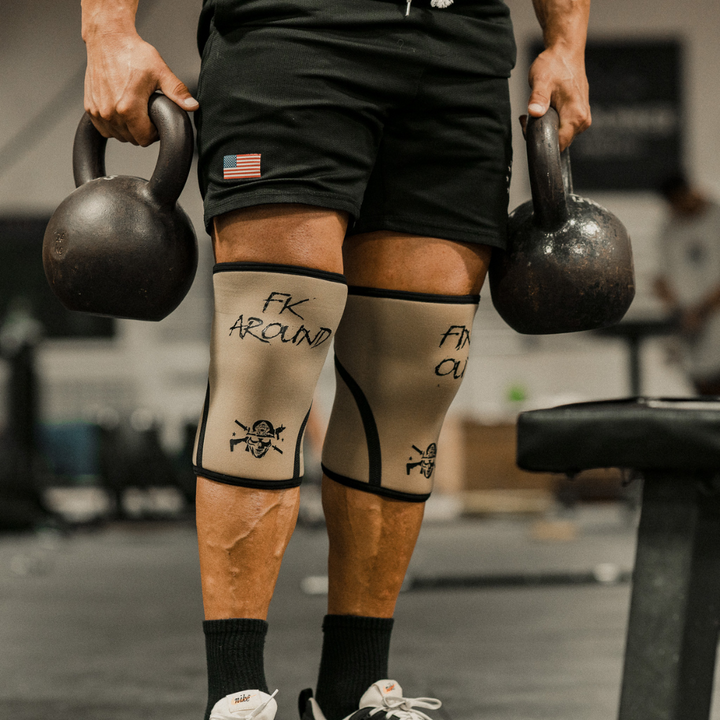 Load image into Gallery viewer, Knee Sleeves
