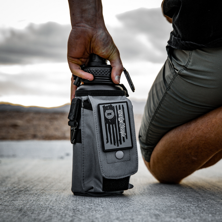 Load image into Gallery viewer, 32oz Compact Battle Bottles
