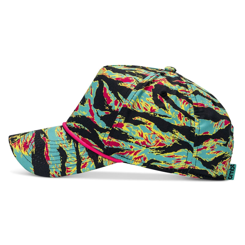 Load image into Gallery viewer, Weekender 5 Panel Snapback Hat
