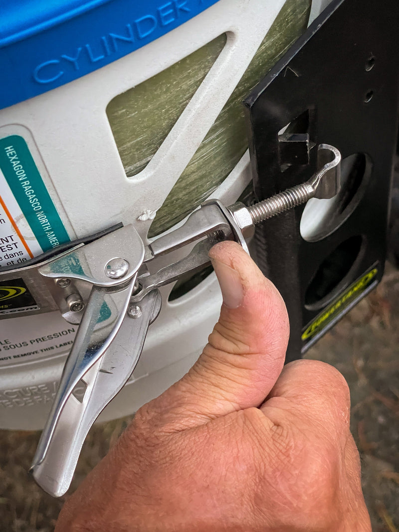 Load image into Gallery viewer, Tor LOCKER Bracket for 11 lb Squatty Propane Tank &amp; 11 lb Viking Composite Tank
