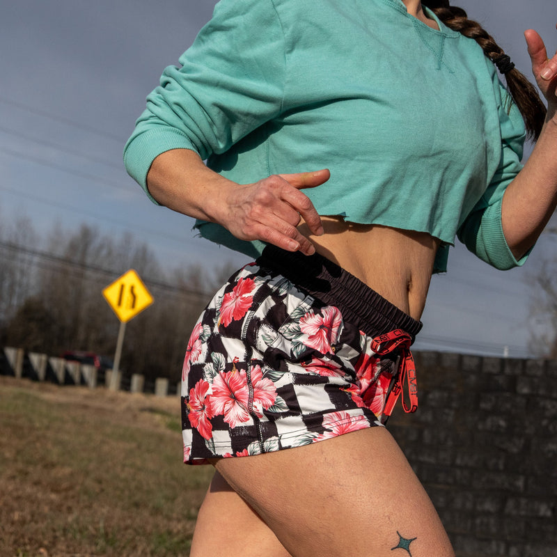Load image into Gallery viewer, Women’s Studio Flex Training &amp; Recovery Shorts | 4"
