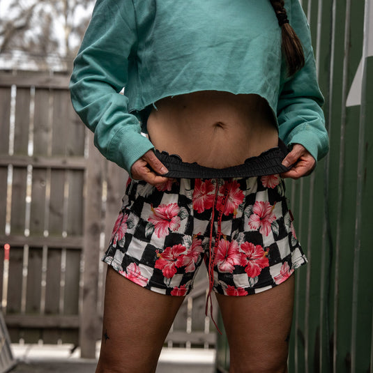 Women’s Studio Flex Training & Recovery Shorts | 4"
