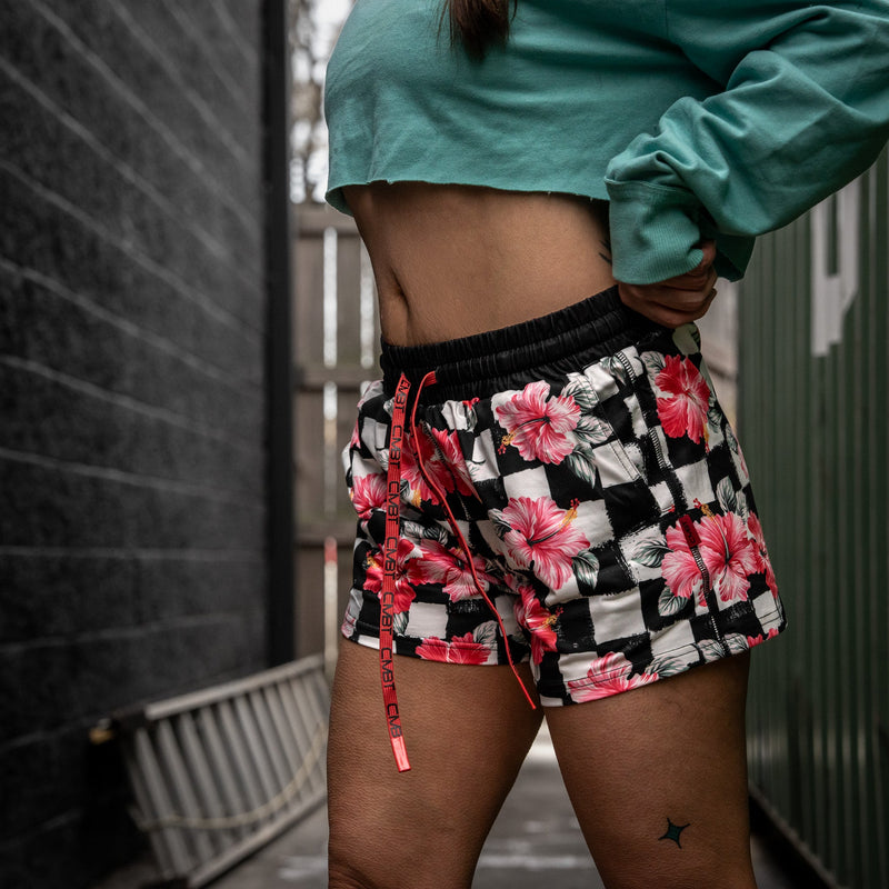 Load image into Gallery viewer, Women’s Studio Flex Training &amp; Recovery Shorts | 4"
