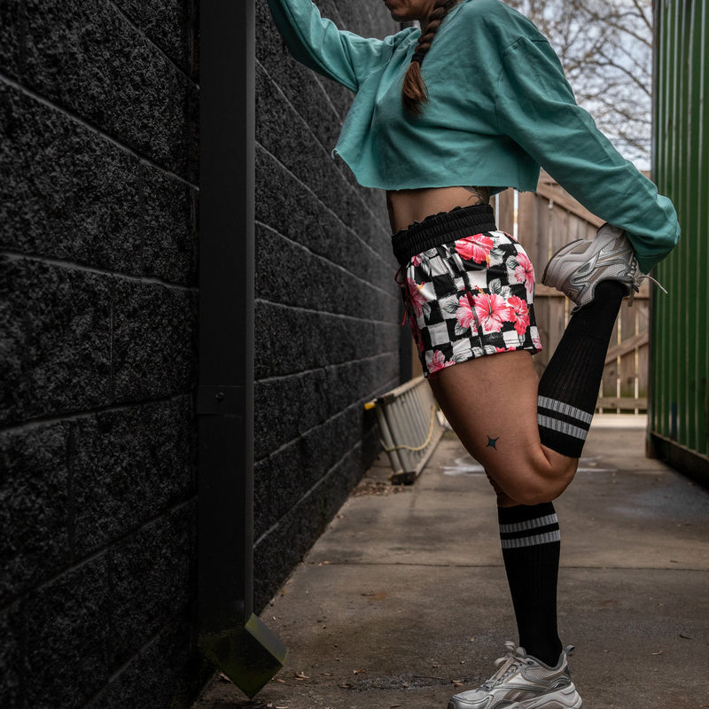 Load image into Gallery viewer, Women’s Studio Flex Training &amp; Recovery Shorts | 4"

