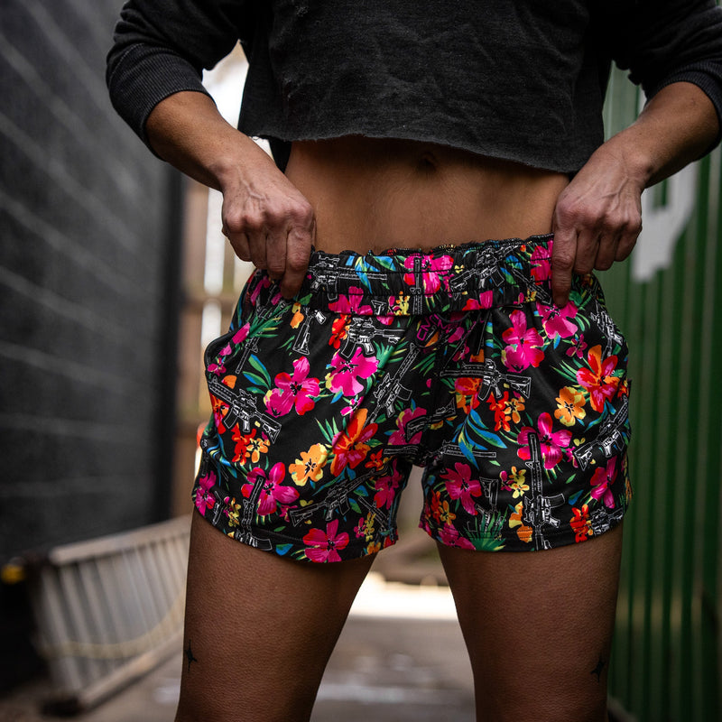 Load image into Gallery viewer, Women’s Studio Flex Training &amp; Recovery Shorts | 4"
