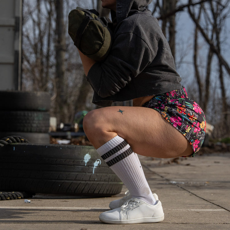 Load image into Gallery viewer, Women’s Studio Flex Training &amp; Recovery Shorts | 4"
