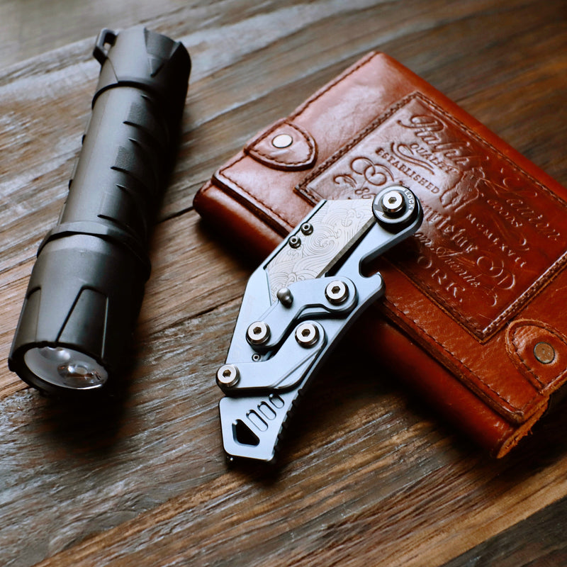 Load image into Gallery viewer, Stinger Godzilla Tool, Folding Pocket Utility - Space Grey
