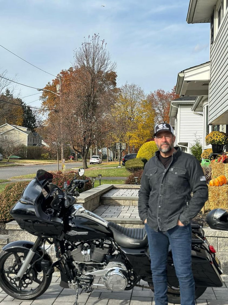 Load image into Gallery viewer, Protective Jeans Jacket - Black with Pads
