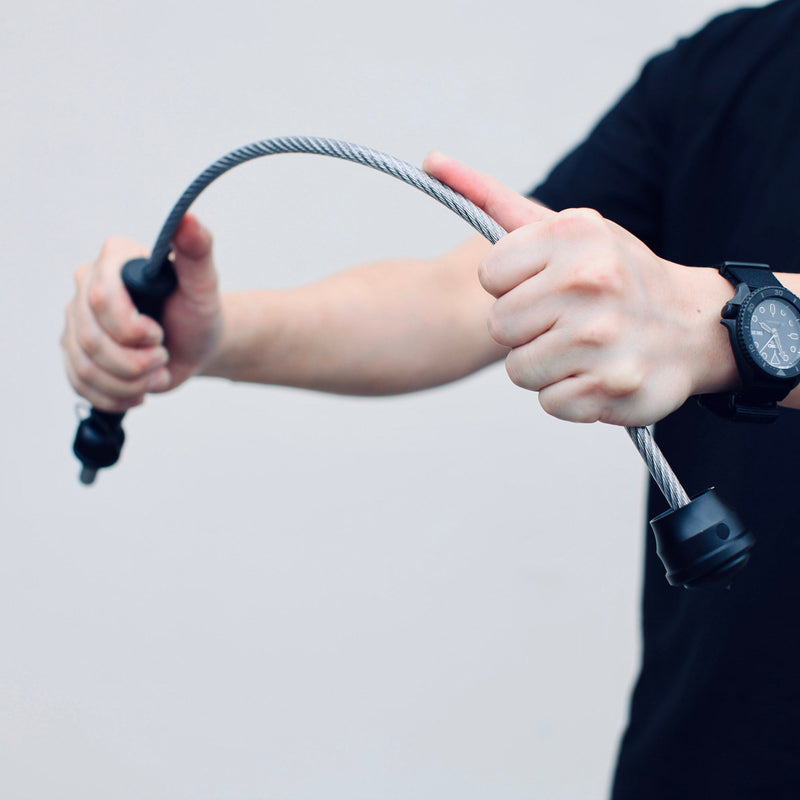 Load image into Gallery viewer, Stinger Whip Car Emergency Tool ( Whip to Fist Pro)
