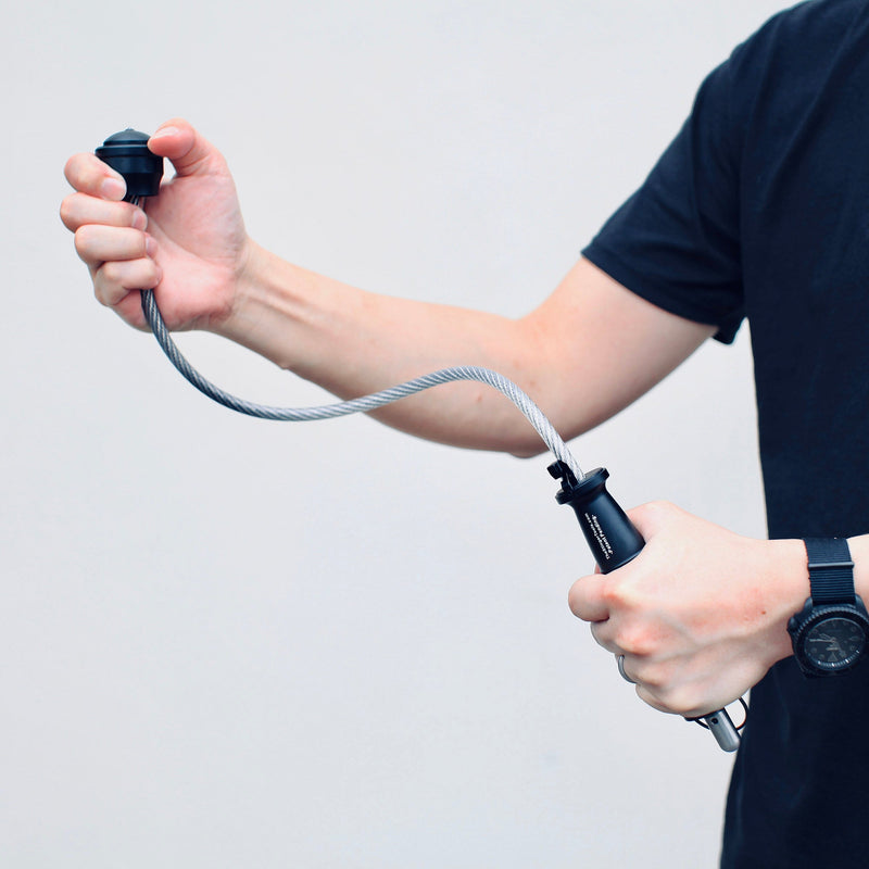 Load image into Gallery viewer, Stinger Whip Car Emergency Tool ( Whip to Fist Pro)
