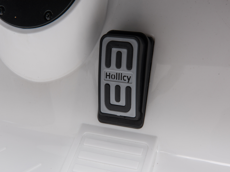 Load image into Gallery viewer, 2 Seater Lamborghini Aventador RC Ride On Car For Children W/Magic Cars® Wireless Parental Control
