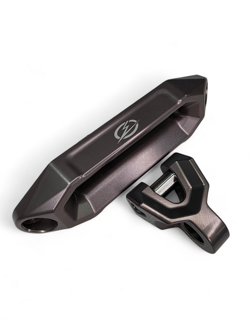 Load image into Gallery viewer, Elektric Offroad Designs UTV Winch Fairlead and Hook (Gunmetal)
