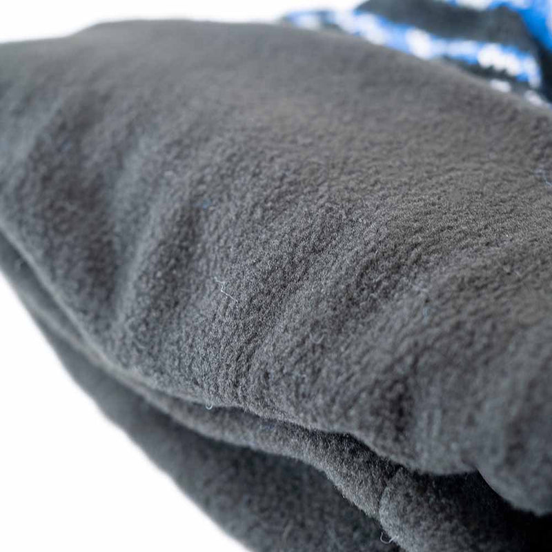 Load image into Gallery viewer, WindRider Winter Pom Hat
