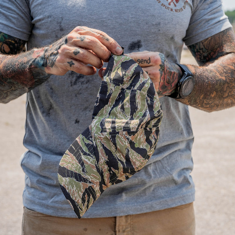 Load image into Gallery viewer, Ripstop Tactical Snapback Hat
