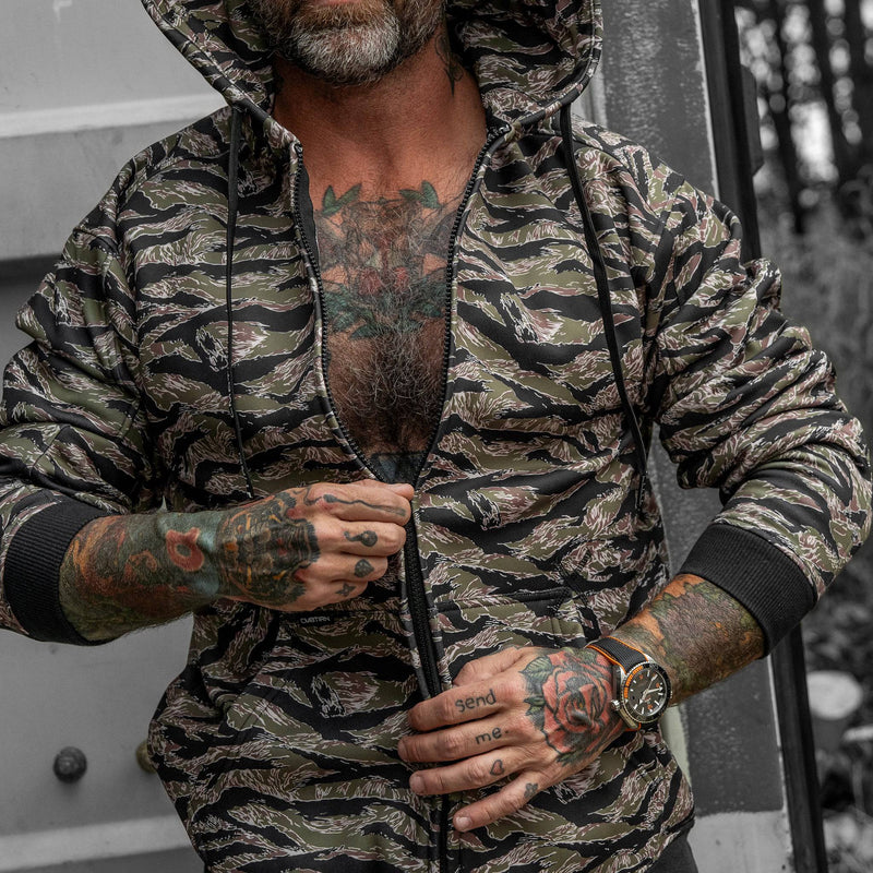 Load image into Gallery viewer, Men&#39;s Zip Up Fleece Lined Hoodie 2.0
