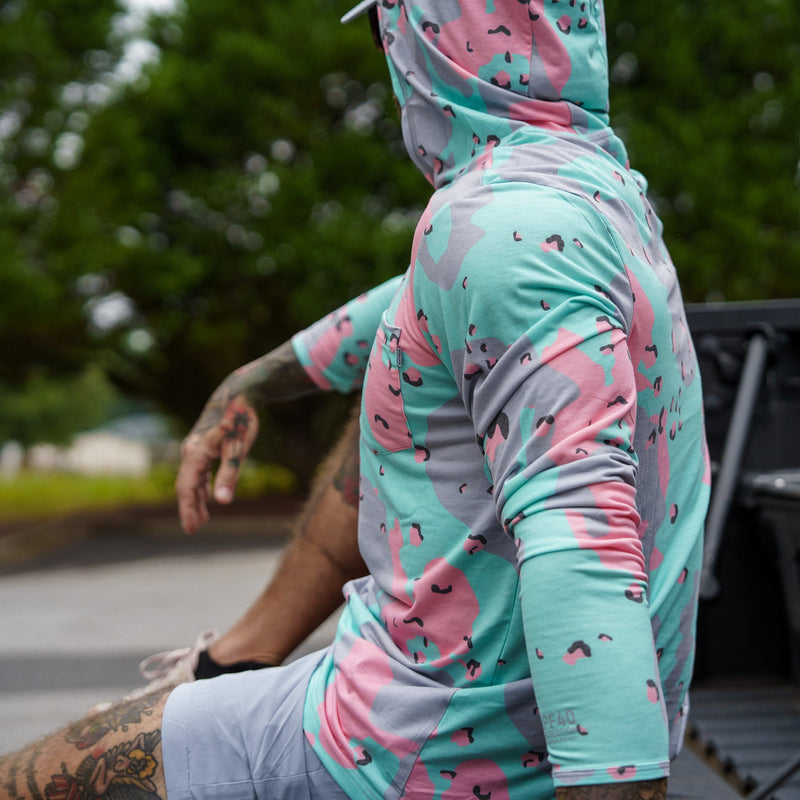 Load image into Gallery viewer, Men&#39;s Outdoors Long Sleeve Performance Hoodie
