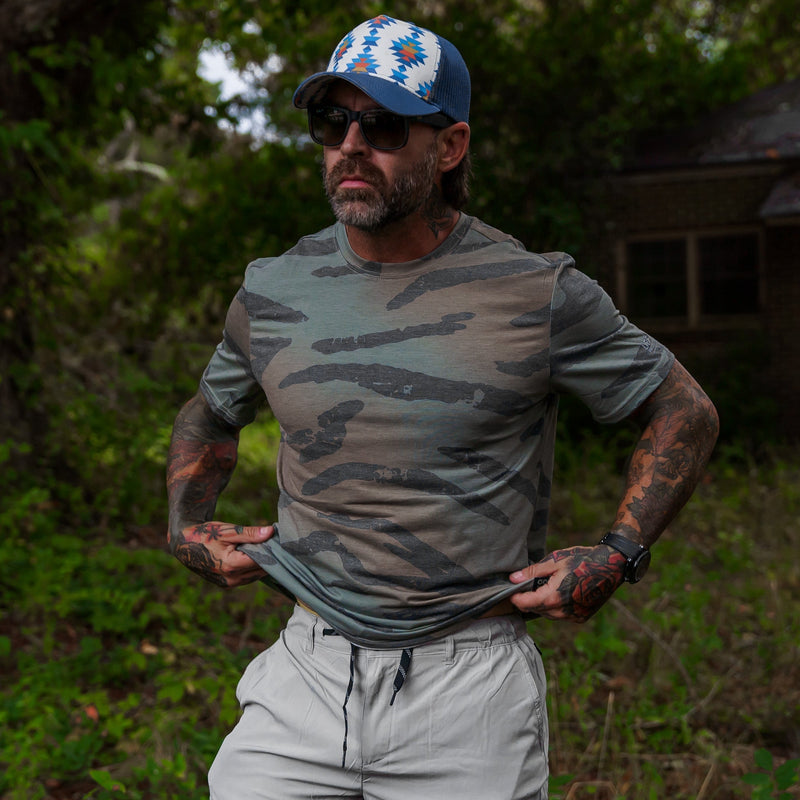 Load image into Gallery viewer, Men&#39;s Outdoor UPF40 Performance T-Shirt
