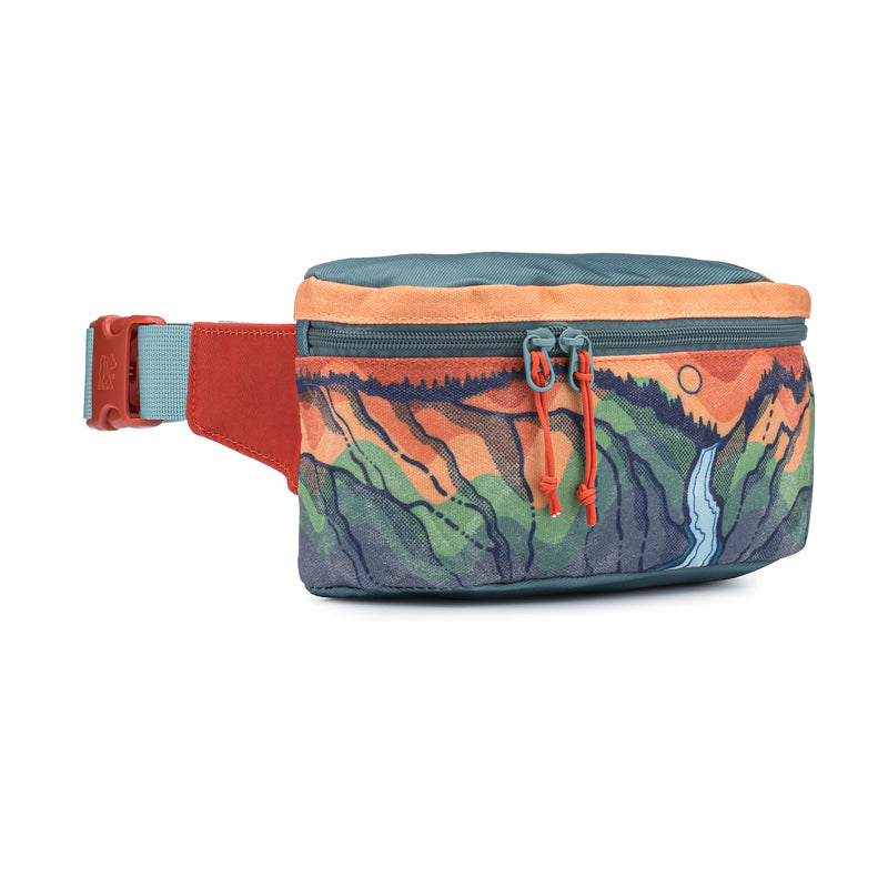Load image into Gallery viewer, Yellowstone National Park Hip Pack
