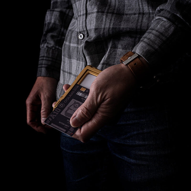 Load image into Gallery viewer, A10 Adapt™ Wallet

