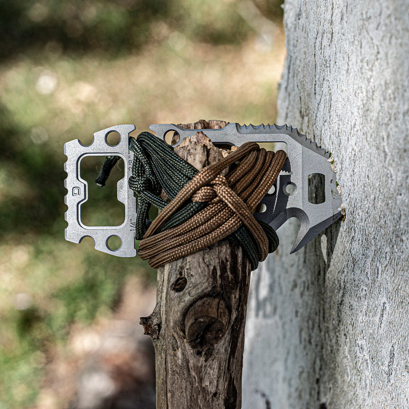 Load image into Gallery viewer, A10 Holster Backplate with MT05 Multi-Tool
