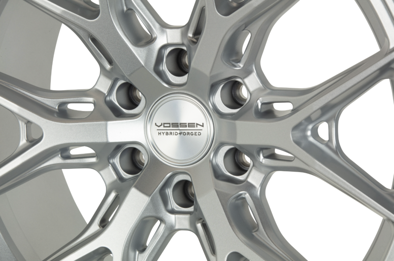 Load image into Gallery viewer, Vossen HF6-4 20x9.5 / 6x135 / ET15 / 87.1 - Silver Metallic Wheel

